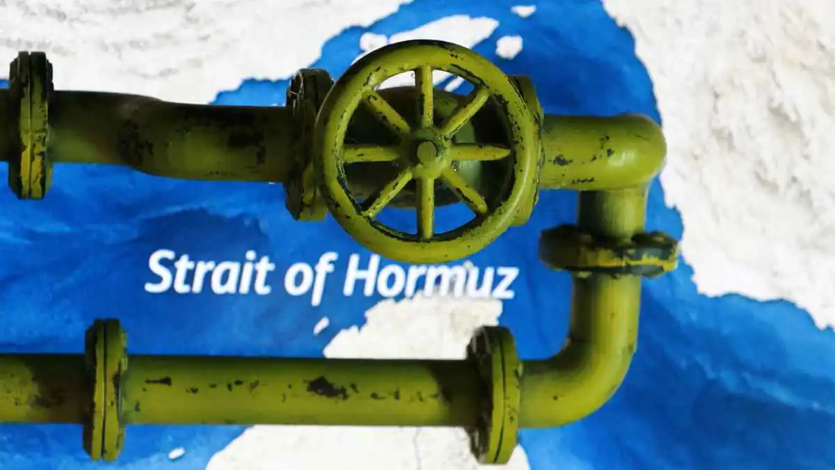 مسؤول باكستاني: إيران تطرح صفقة "الموانئ" مقابل هرمز