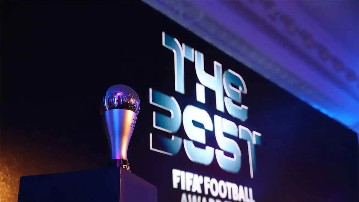 لماذا قرر فيفا إلغاء جائزة ذا بيست؟