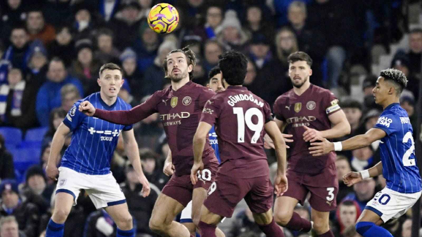 مشكلة ستواجه مرموش.. أسباب عودة مانشستر سيتي "الذي نعرفه"