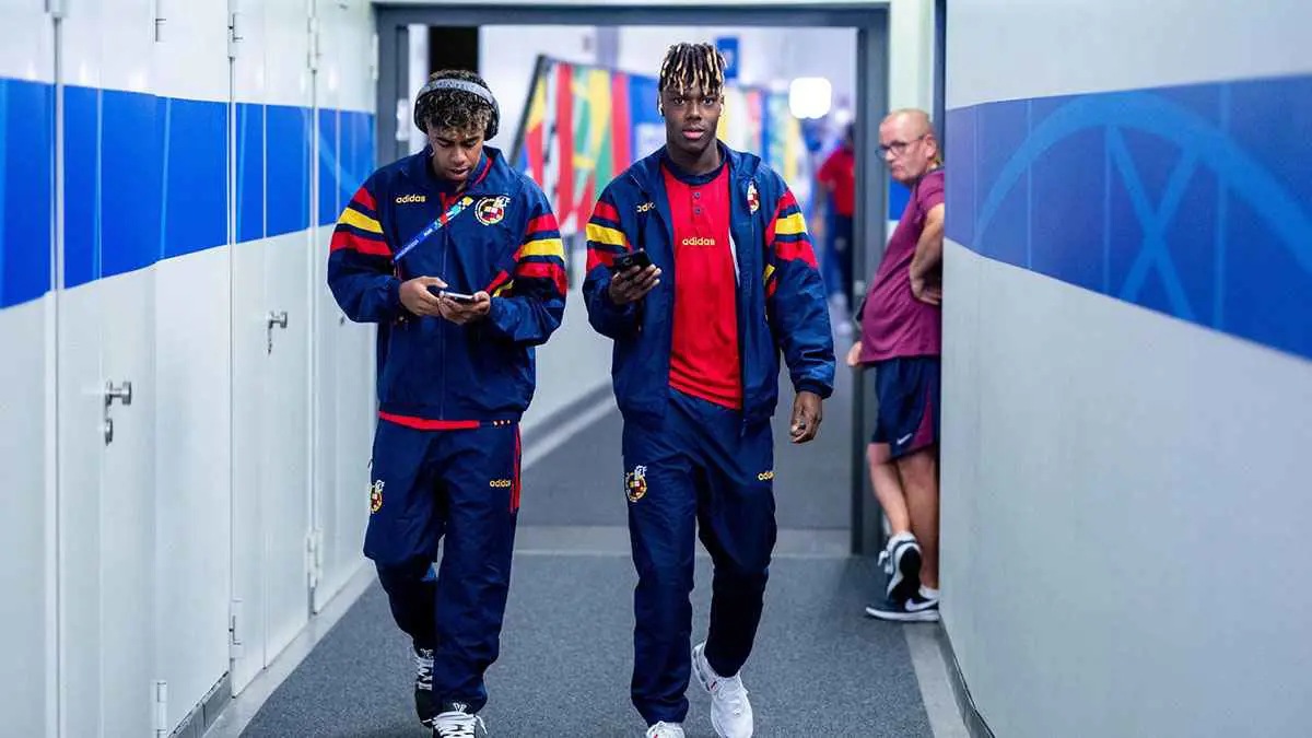 يامال ونيكو ويليامز يظهران سويًا في الإجازة عقب اليورو (فيديو)