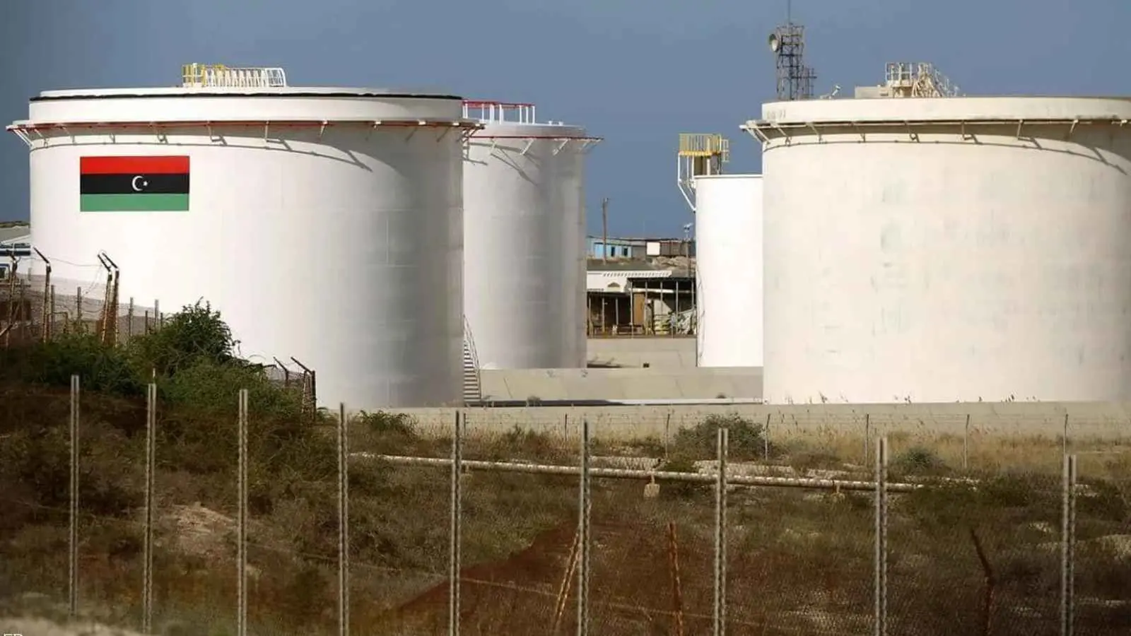 خبراء: تعاون حكومة الدبيبة مع واشنطن لاستغلال النفط الليبي يثير جدلاً برلمانياً