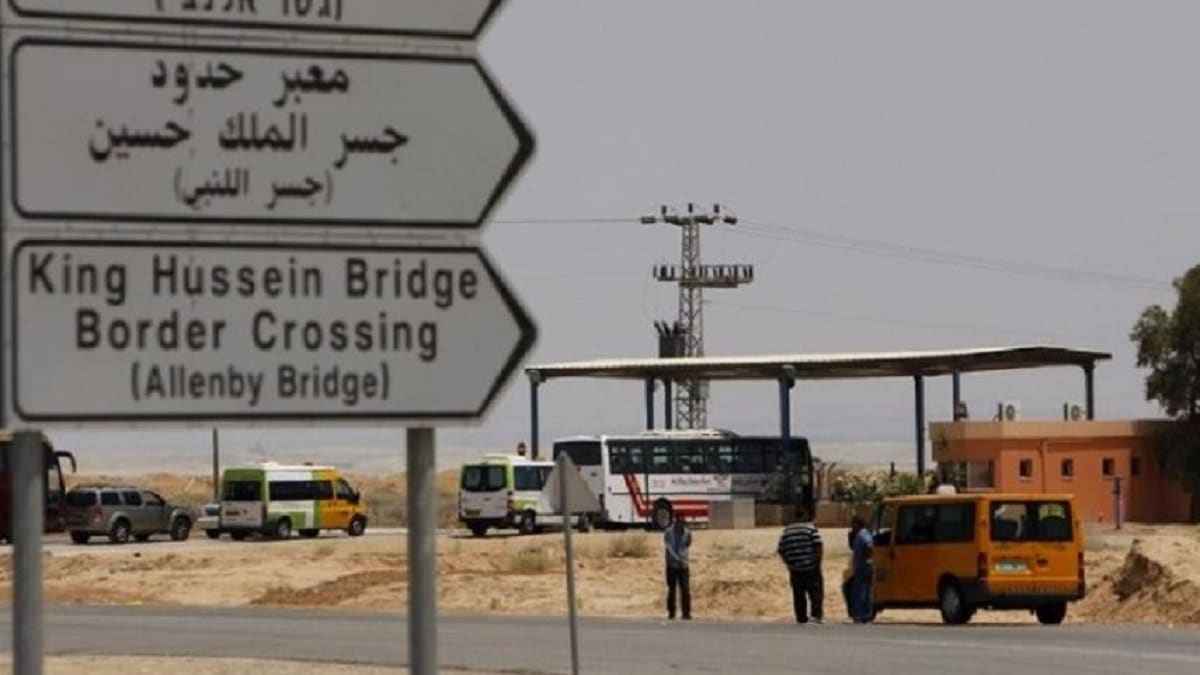 الجيش الإسرائيلي يطلب وقف المساعدات لغزة من الأردن بعد هجوم المعبر