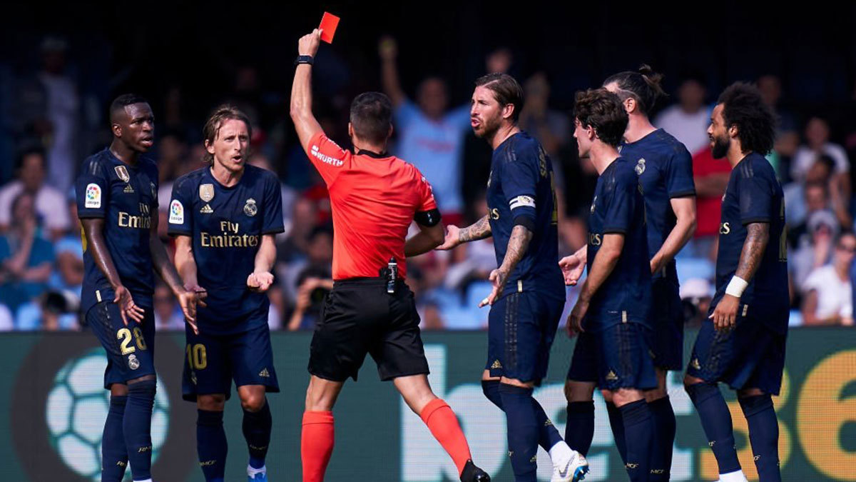 رسميًا.. إيقاف مودريتش نجم ريال مدريد مباراة واحدة بعد طرده أمام سيلتا فيغو