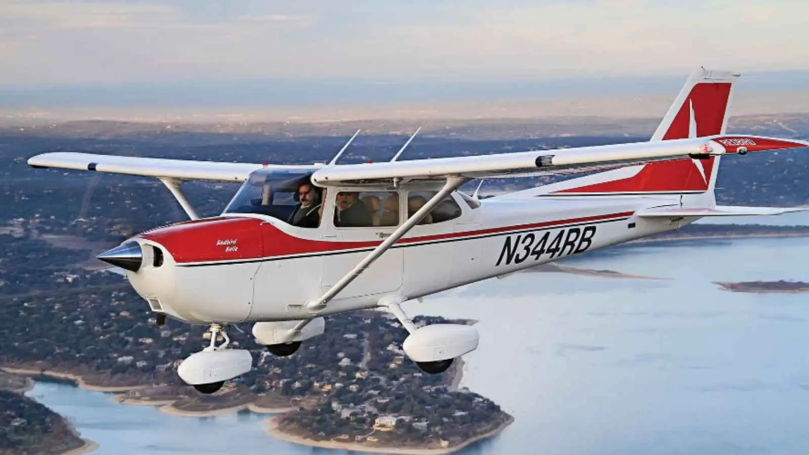 إصابة شخصين جراء تحطم طائرة في ألمانيا (صور)