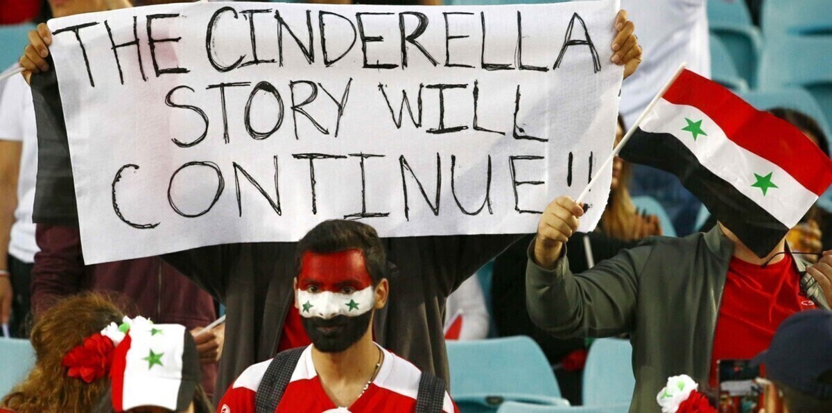 مباراة سوريا وأستراليا.. غزو سوري لميدان المواجهة (صور)