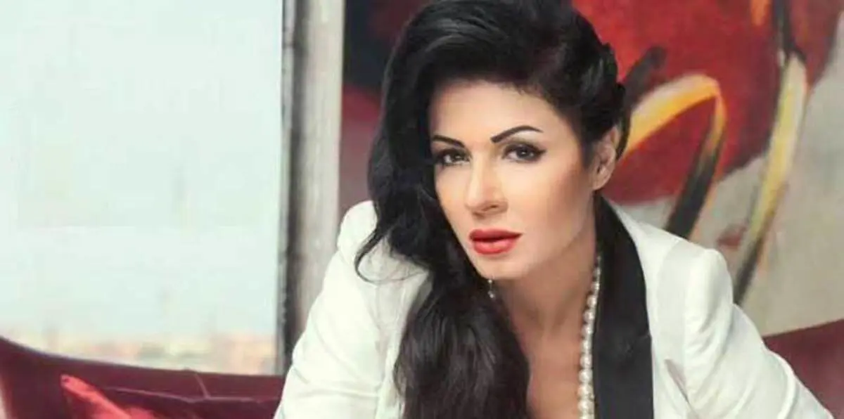 نجلاء بدر تكشف حقيقة حملها