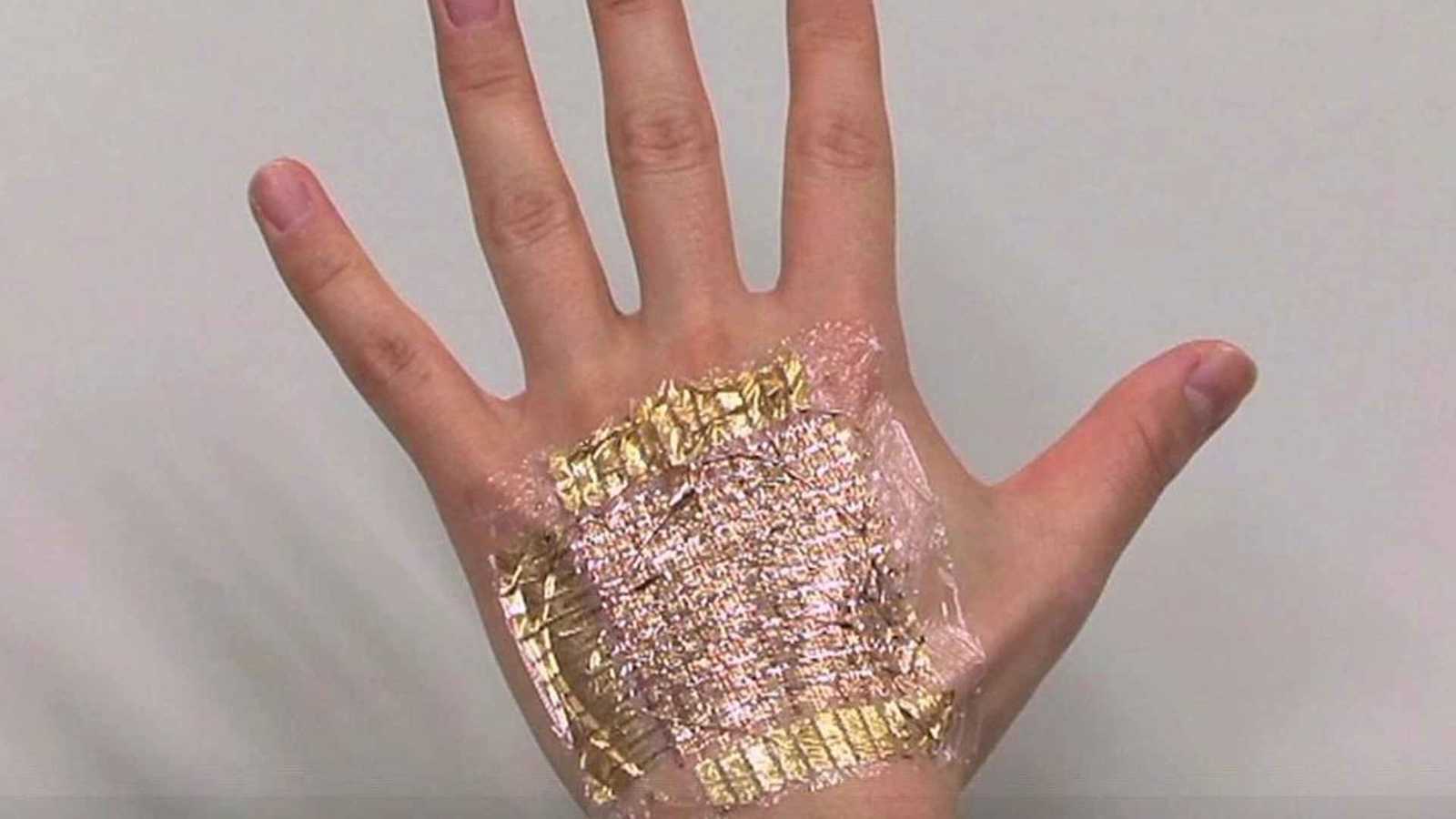 الجلد الإلكتروني.. ابتكار يختبر حدود التفاعل البشري بالعصر الرقمي (فيديو إرم)