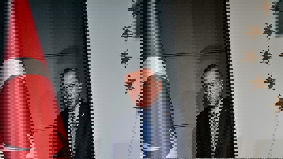 أردوغان: بحلول نهاية عام 2023 سنصل إلى القمر بصاروخنا "الفريد"