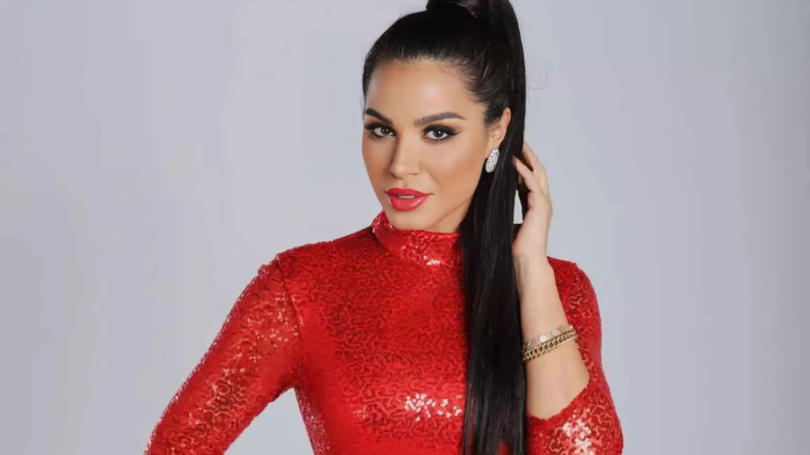 نسرين أمين تكشف لـ "إرم نيوز" تفاصيل انضمامها لـ "العتاولة 2"