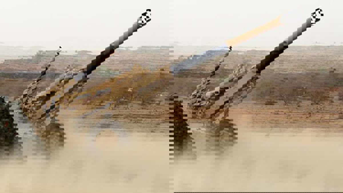 قصف مدفعي على معسكر للجيش اليمني في أبين