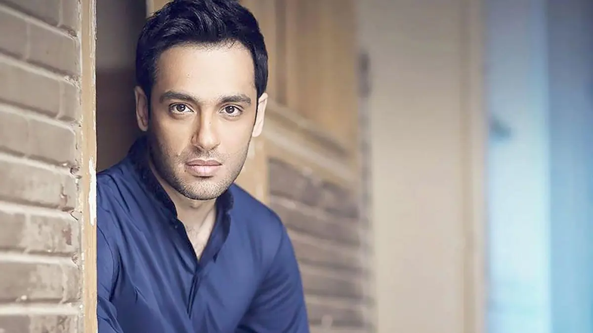 بعد إصابته.. رامي جمال يحضر لأغان جديدة عن مرض البهاق