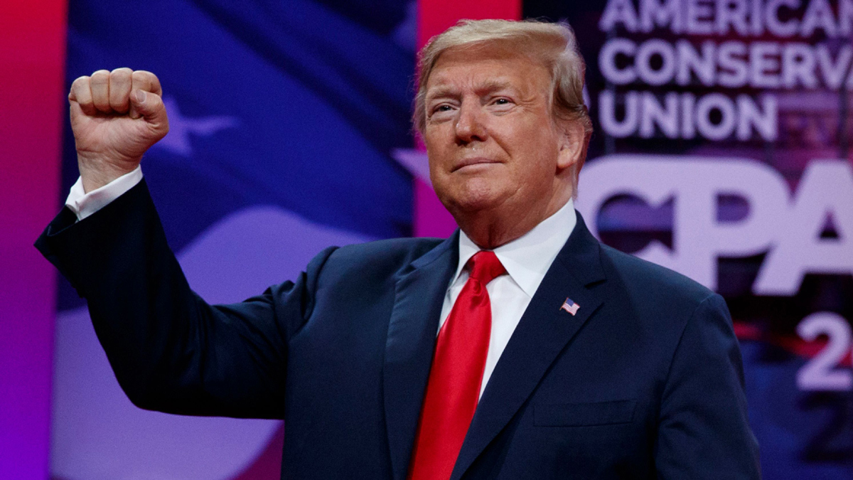 ترامب معلقًا على تقرير مولر: "براءة تامة وكاملة"