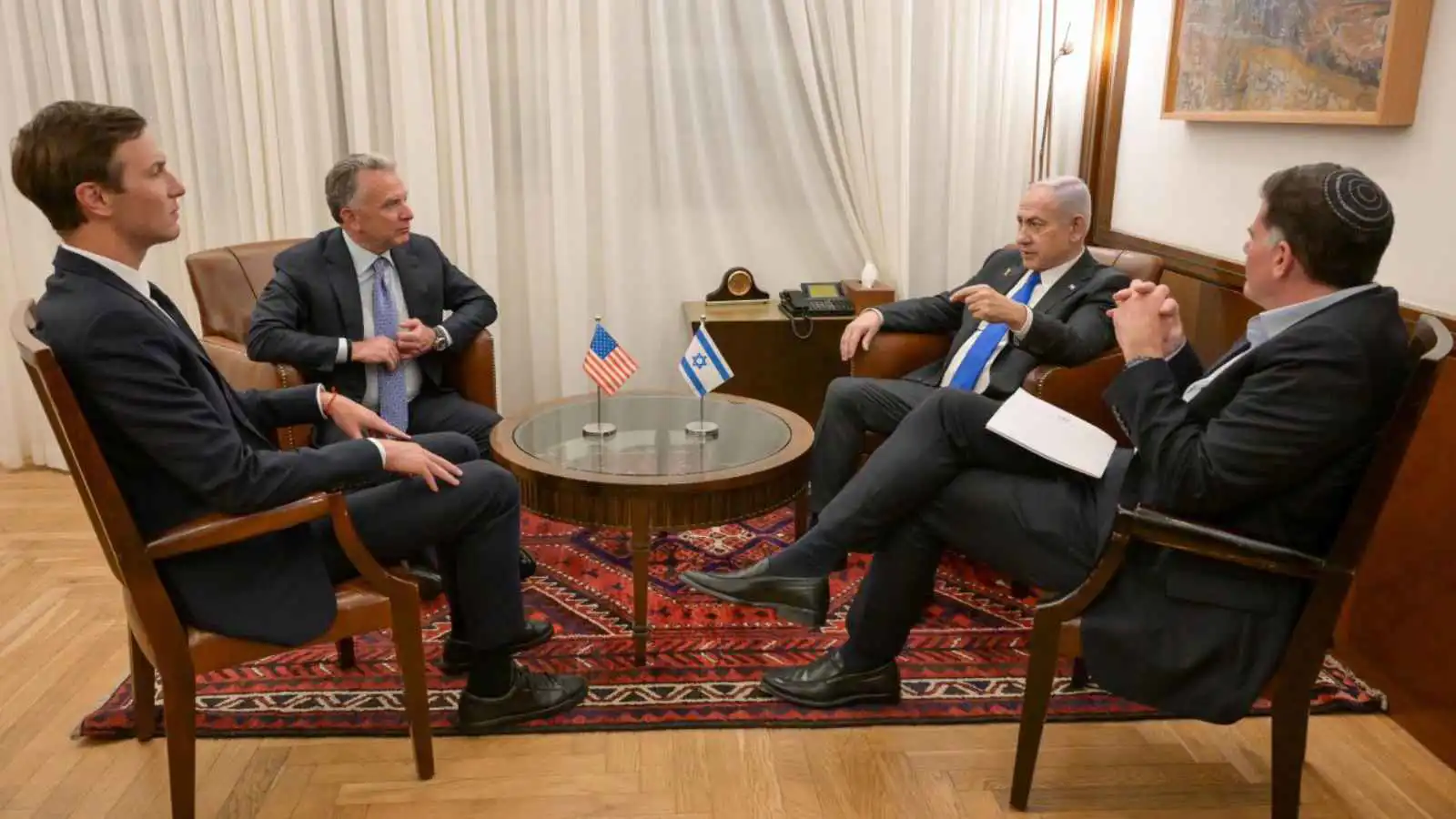 خلال اجتماع في تل أبيب.. واشنطن تفتح مجال العفو عن حماس بشرط