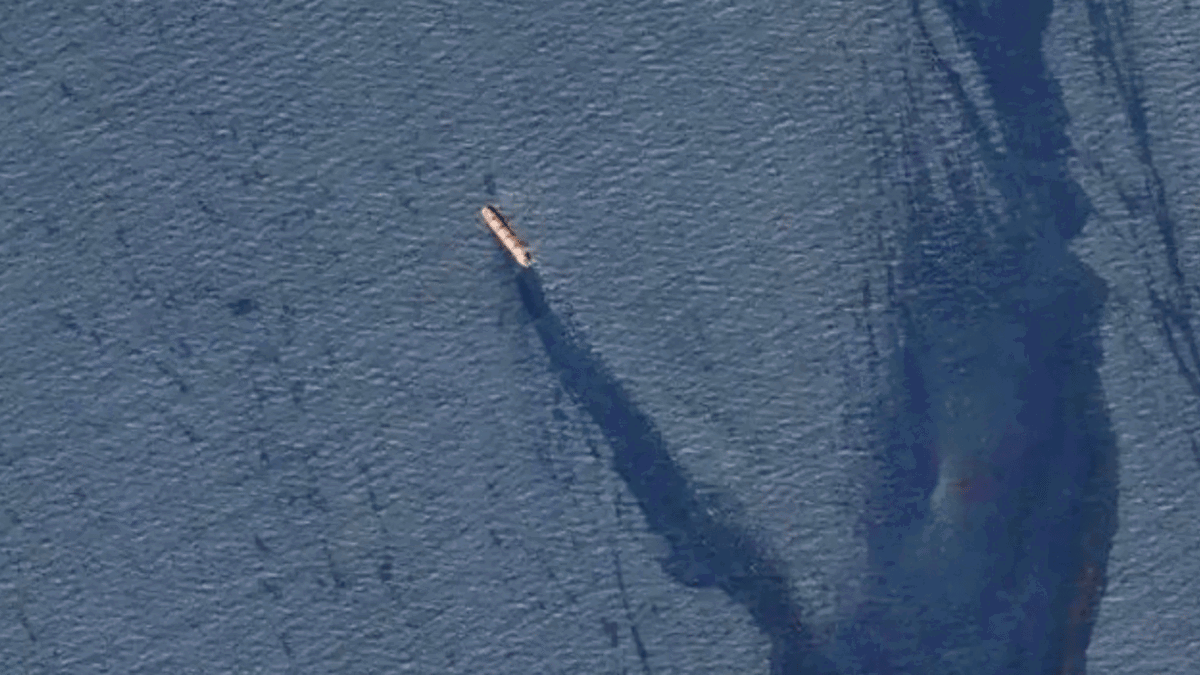 بعد "روبيمار" و"كونفيدنس".. كيف تطورت هجمات الحوثيين؟