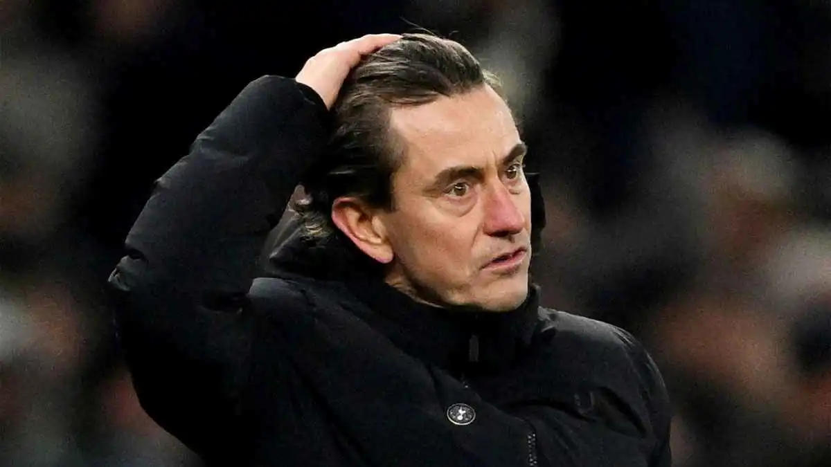 رسميًا.. توتنهام يعلن إقالة توماس فرانك من منصبه