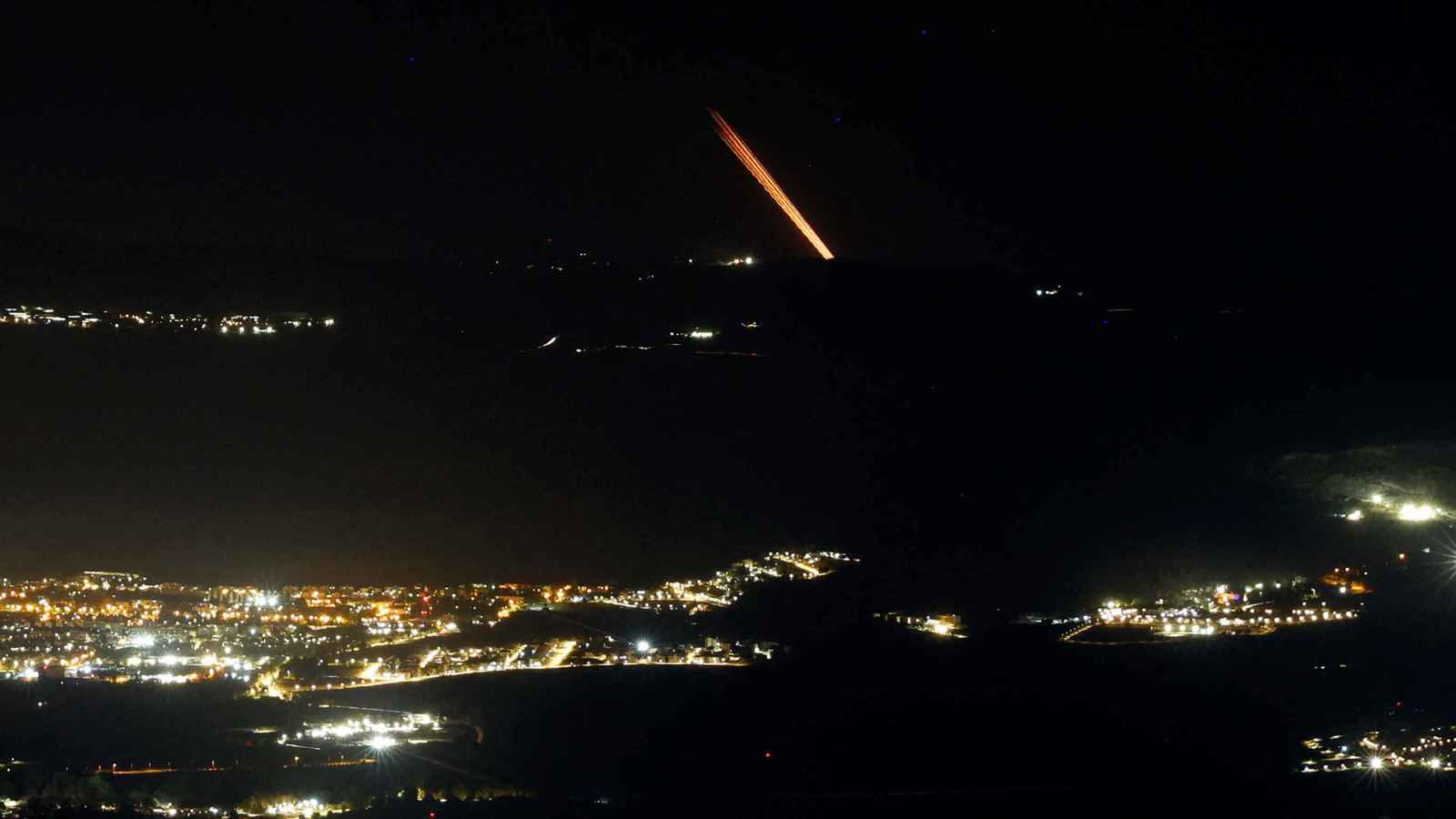 عشرات الضحايا جراء الغارات الإسرائيلية على جنوب لبنان