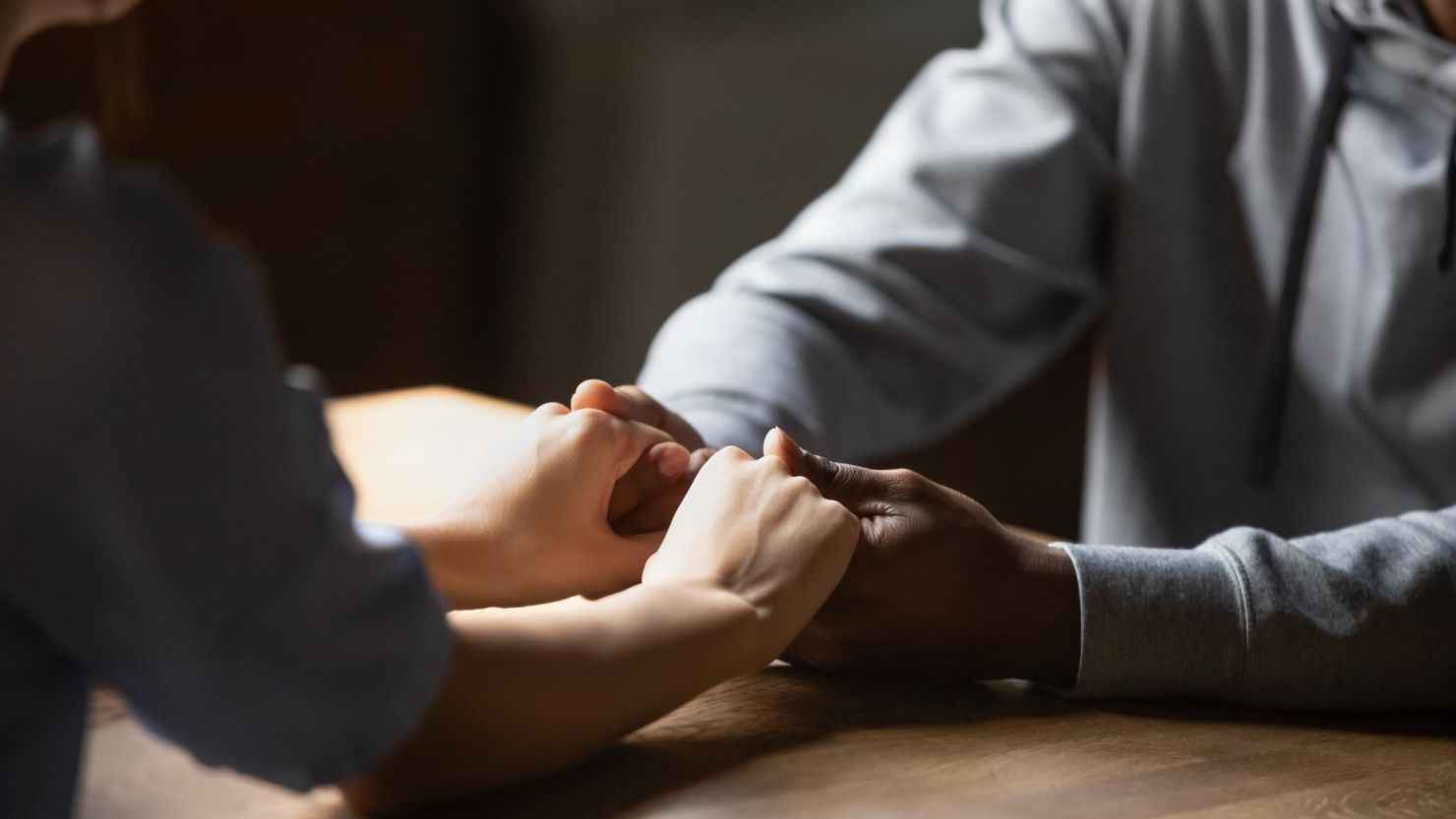 مع ارتفاع معدلات الطلاق.. كيف تتأكد من نجاح العلاقة الزوجية؟