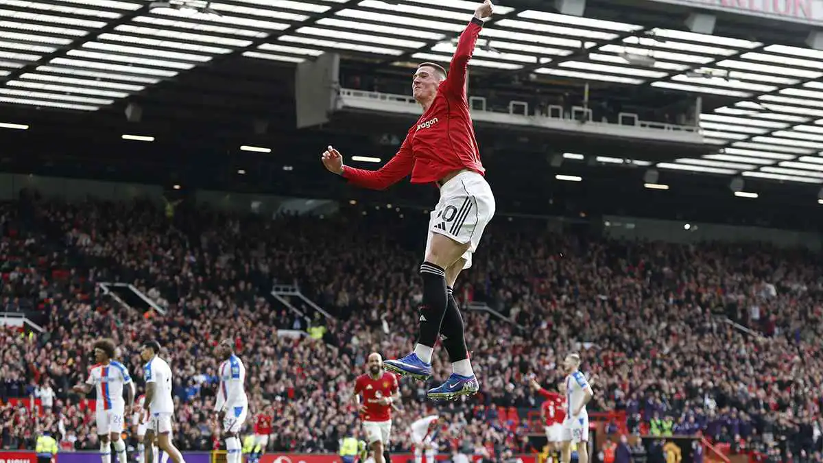 ترتيب الدوري الإنجليزي بعد قلب مانشستر يونايتد لتأخره أمام كريستال بالاس