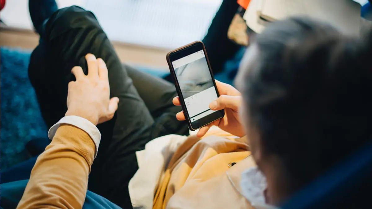 زيادة مدة استخدام الهواتف الذكية بين الأفراد في العالم