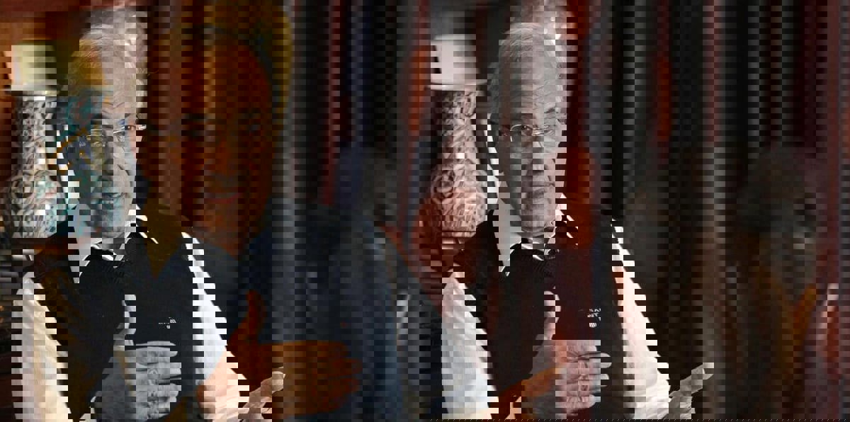 مثيرًا علامات استفهام.. ما سر "الانسحاب الناعم" للفريق شفيق من رئاسة حزبه؟