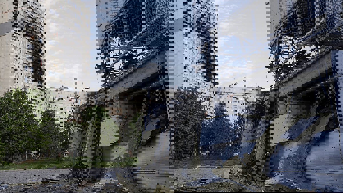 هجوم صاروخي يصيب البنية التحتية العسكرية في "لفيف" الأوكرانية