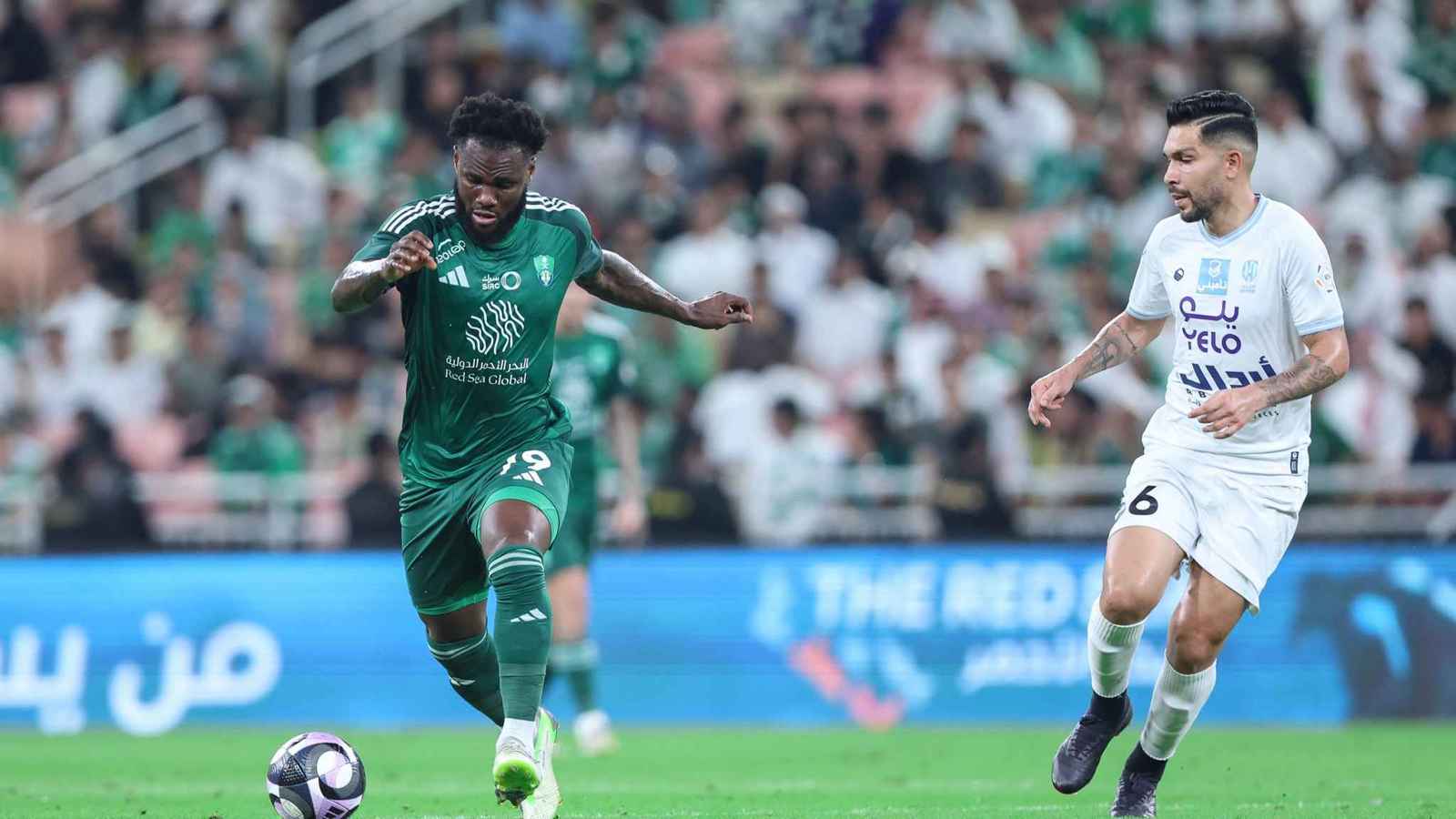 بث مباشر لمباراة الأهلي ضد الأخدود في الدوري السعودي