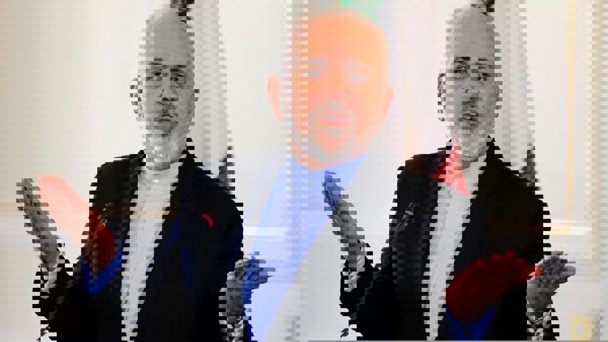 ظريف يعلق على إعلان ترامب تدمير طائرة إيرانية مسيرة