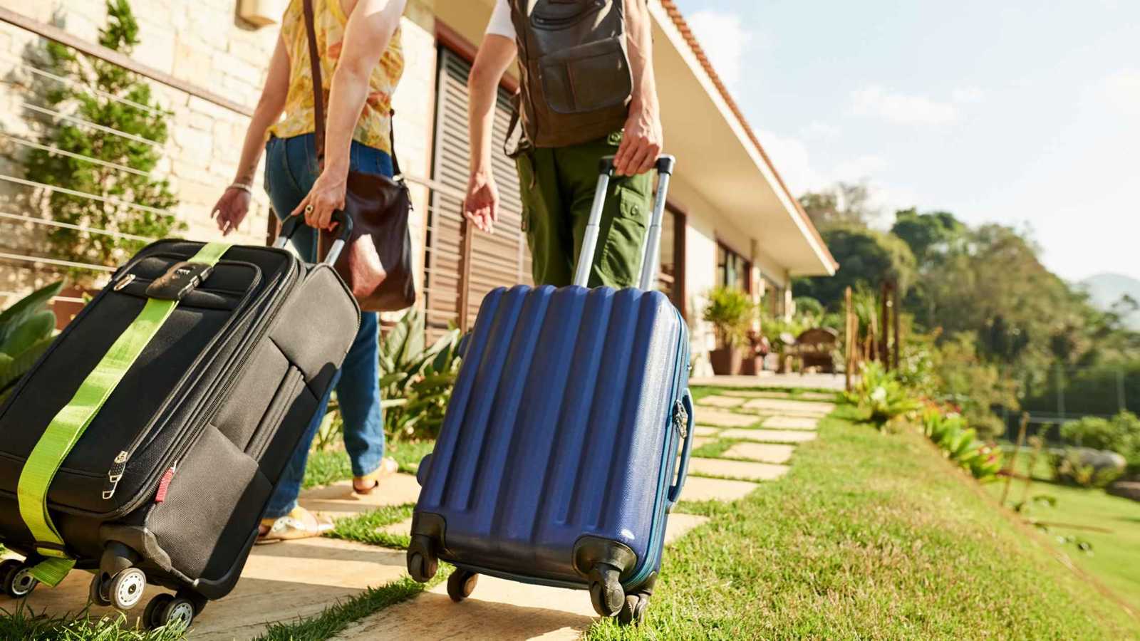 مع موسم السفر.. حيل ذكية لتجنب فقدان أمتعتك في المطارات