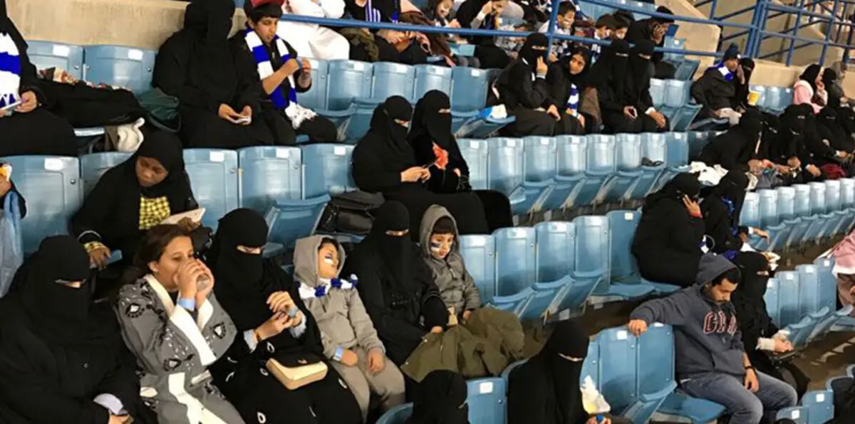 مباراة الهلال والاتحاد.. العائلات والنساء تتوافد على الملعب وسط إجراءات هامة للغاية (صور وفيديو)