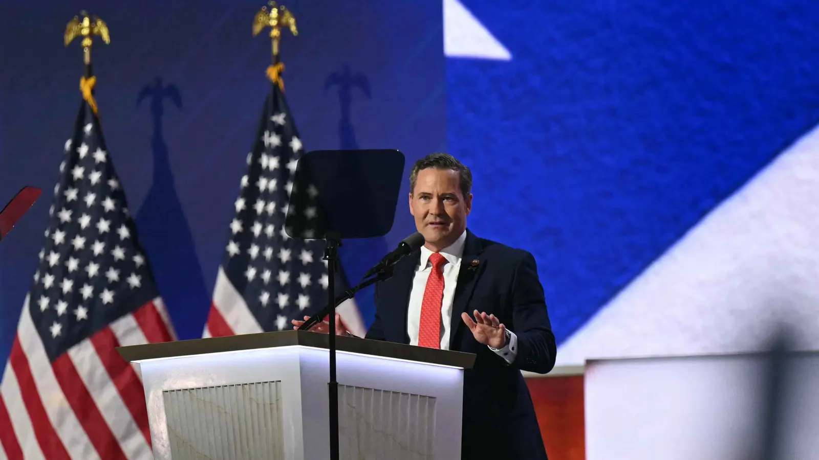 "أبرز منتقدي الصين".. ترامب يختار مايك والتز مستشارا للأمن القومي