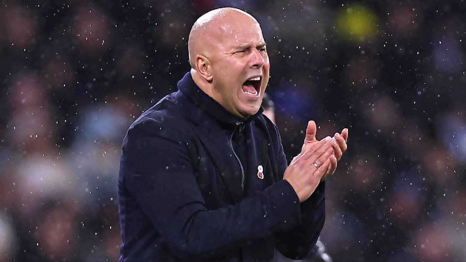 عار ومشين.. جماهير ليفربول تطالب بطرد آرني سلوت