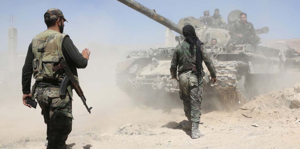 بعد عام.. الجيش السوري يعود لإسقاط البراميل المتفجرة على درعا