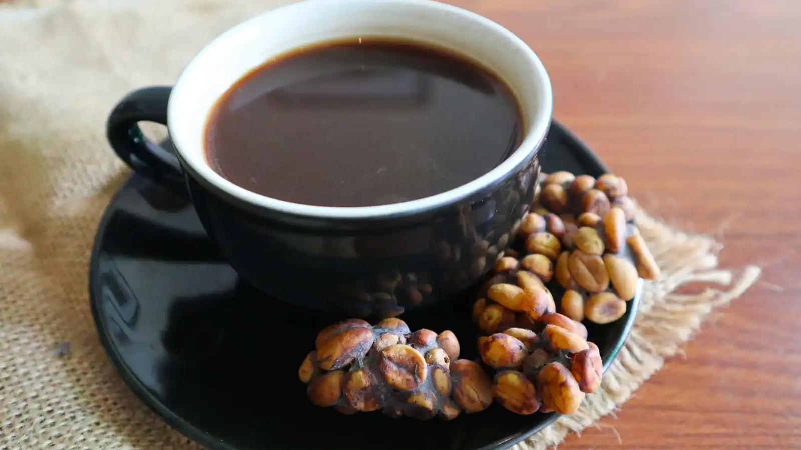 "كوبي لواك".. ما سر التحوّل الكيميائي الذي يصنع أغلى قهوة في العالم؟ (صور)