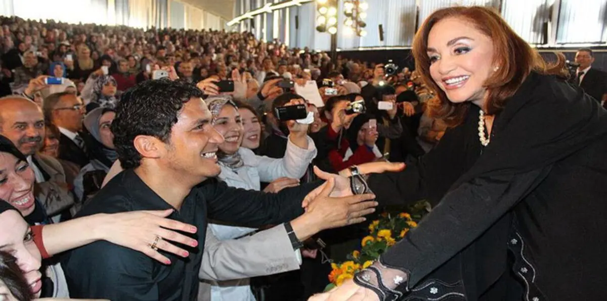 الجزائر.. أحلام مستغانمي تثور ضدّ الحكومة