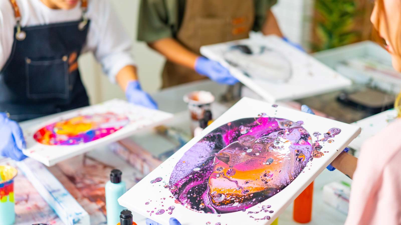 الانخراط في الأنشطة الفنية والثقافية مفيد لصحتك.. لماذا؟