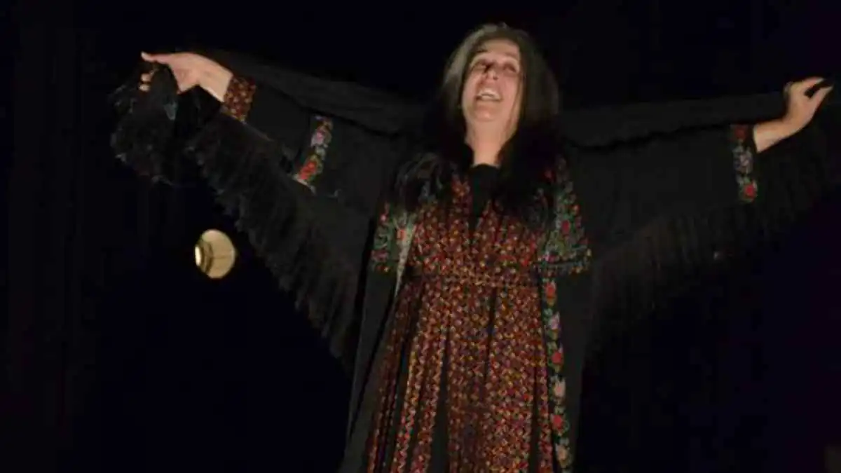 "فاطمة الهوارية".. مسرحية فلسطينية تطوعية تبرز المعاناة الإنسانية