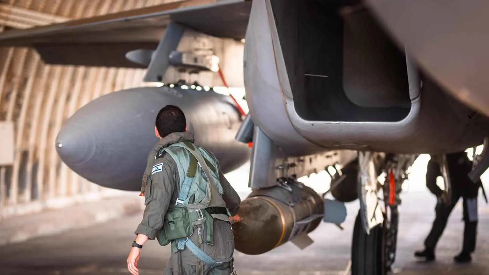 قرار حاسم وتحرك مرتقب.. إسرائيل تضع سيناريو الرد على الحوثيين وإيران