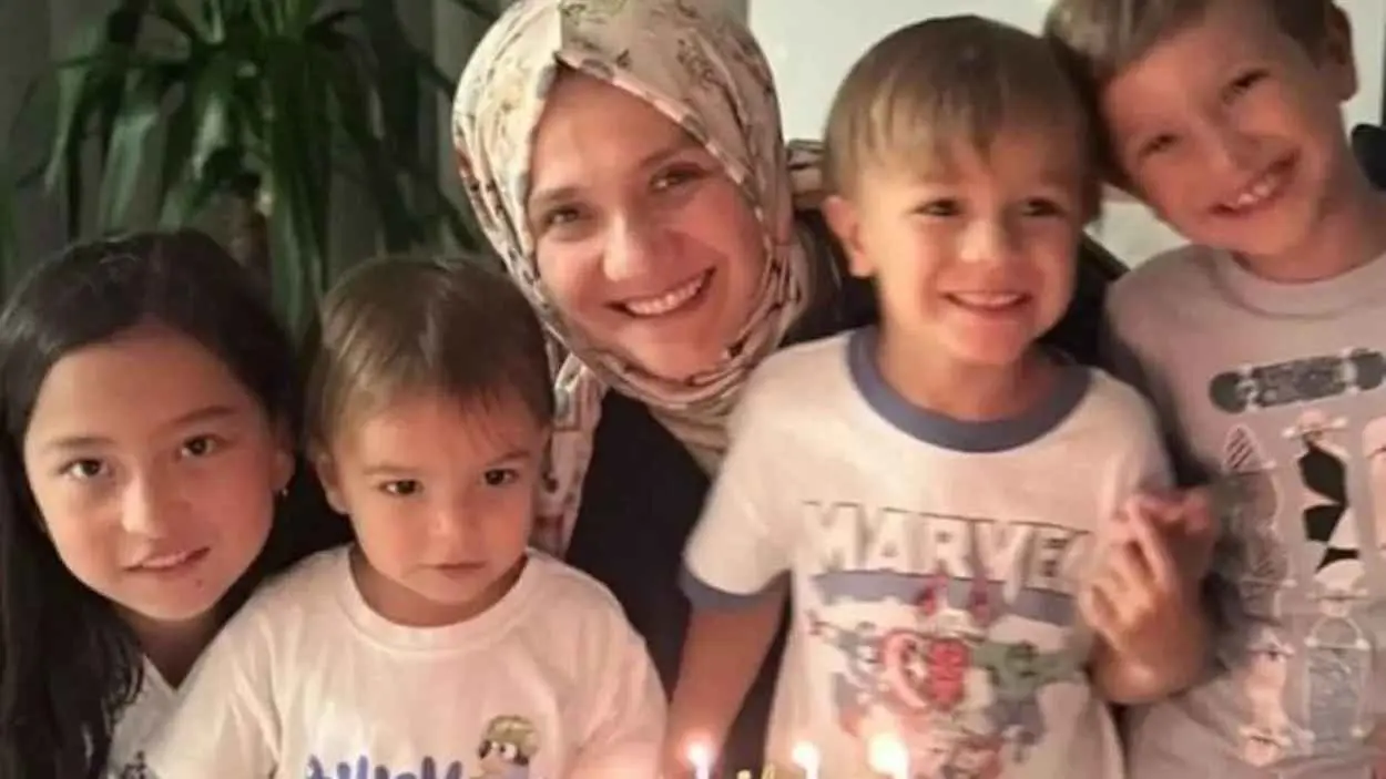 طفلة صينية قضت بحريق الفندق في تركيا.. ما قصتها؟ (فيديو)