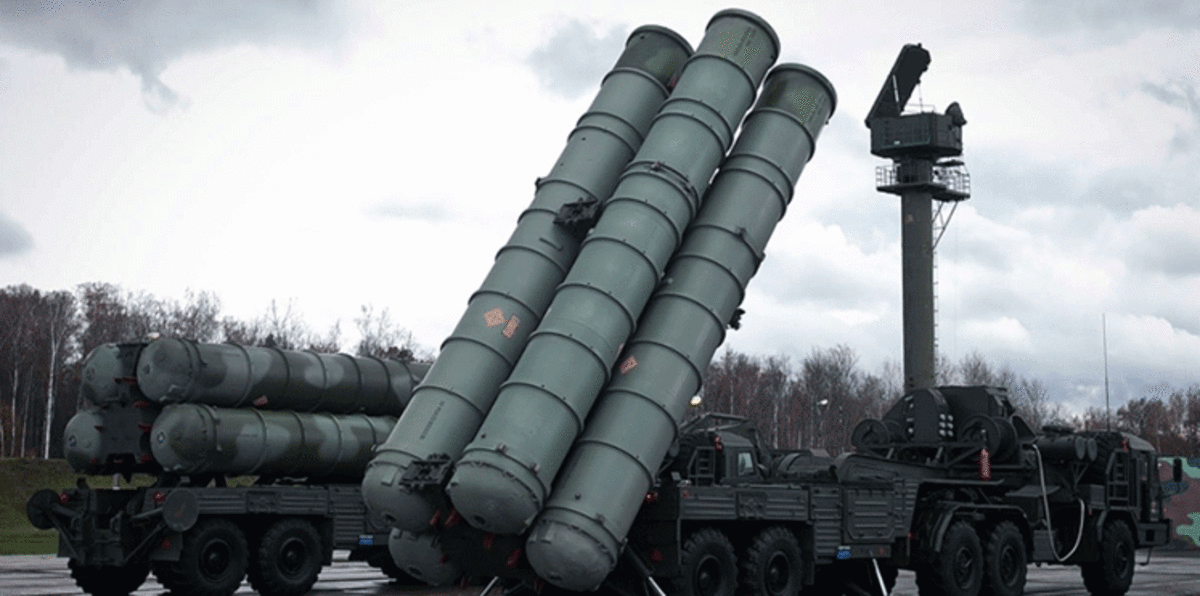 بعد 10 أعوام من الاتفاق.. إيران تتسلم صواريخ "إس - 300" بالكامل