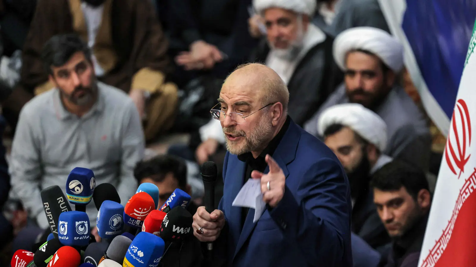 "مشكلة المنطقة".. رئيس البرلمان الإيراني يهاجم إسرائيل