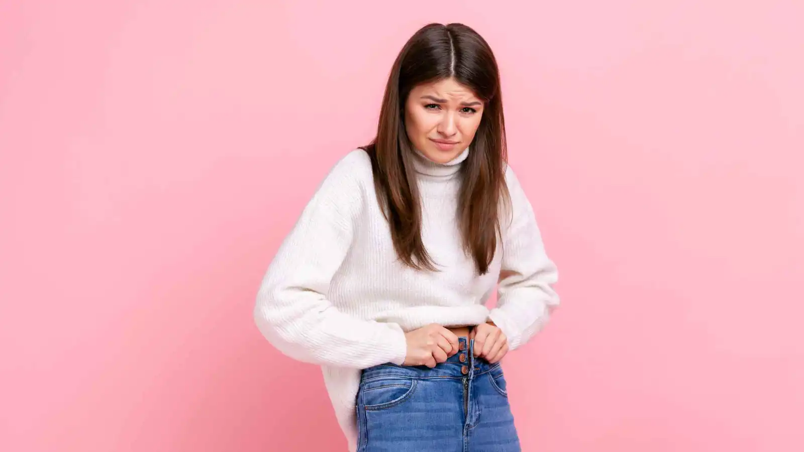 ضيق الملابس فجأة.. علامة مبكرة على مرض مزمن