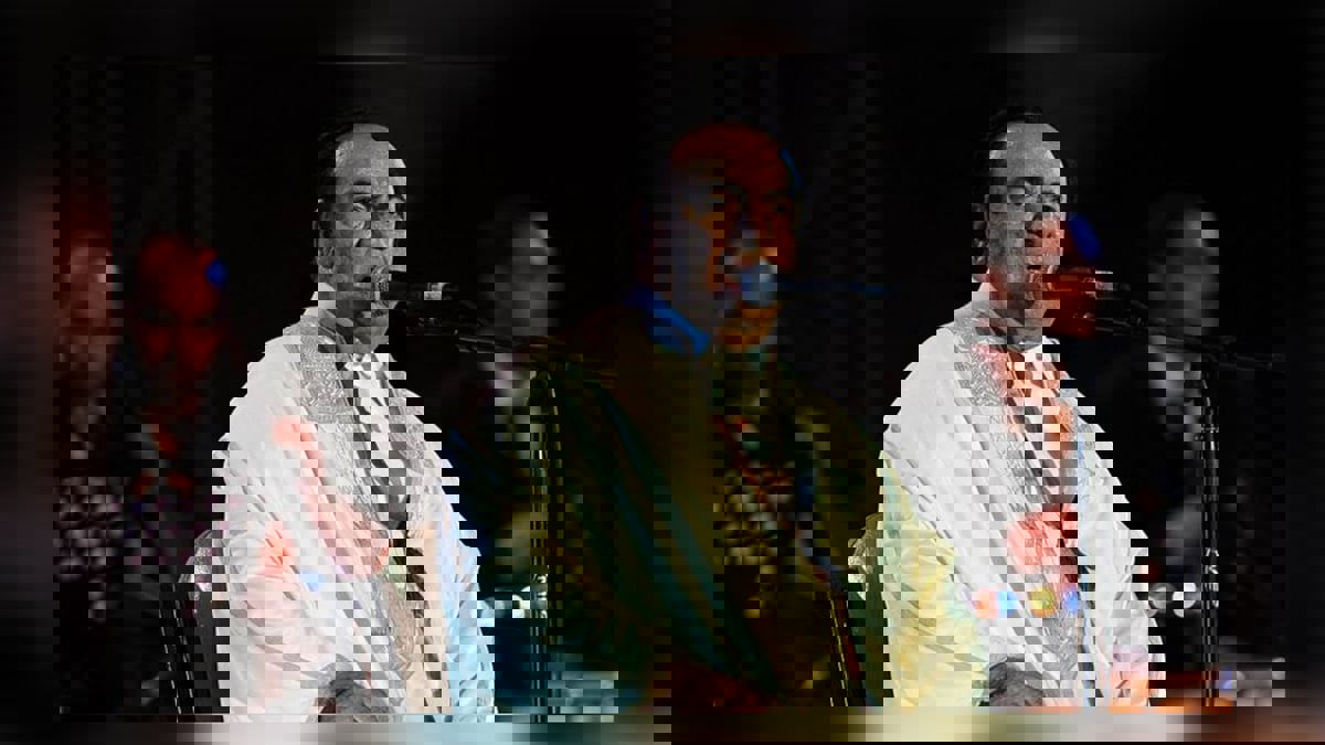 نعي واسع للمغني السوري الراحل صباح فخري