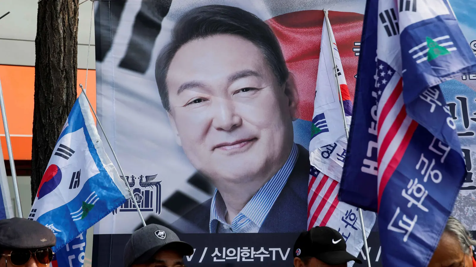 أول تعليق للرئيس الكوري الجنوبي بعد تأييد عزله