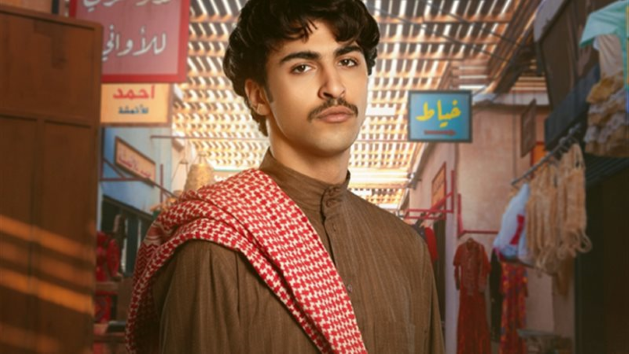 قصة نجاح فنان سعودي يشارك في 3 مسلسلات رمضانية (صور)
