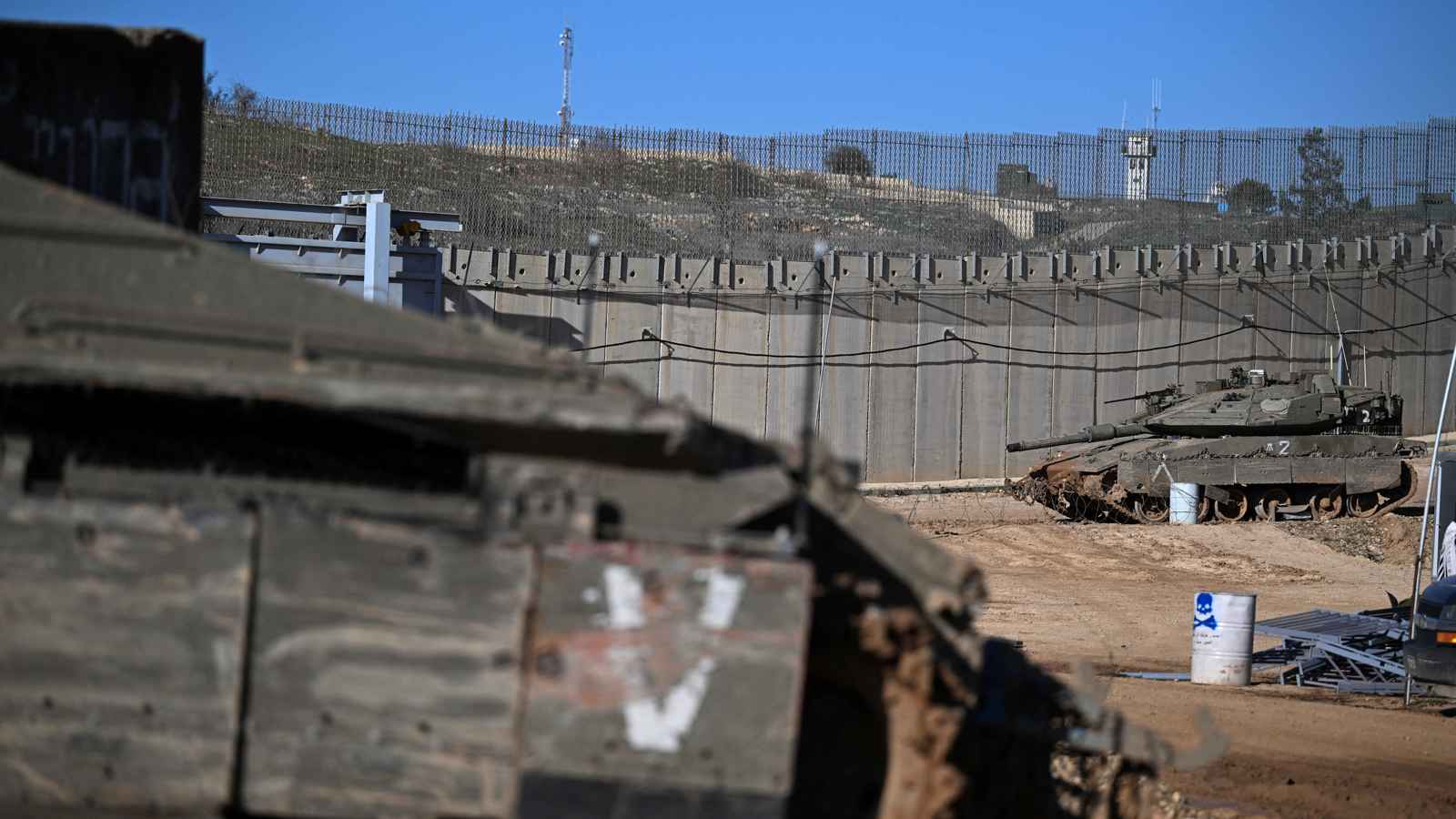 مستوطنون يعبرون الحدود اللبنانية ويهاجمون الجيش الإسرائيلي