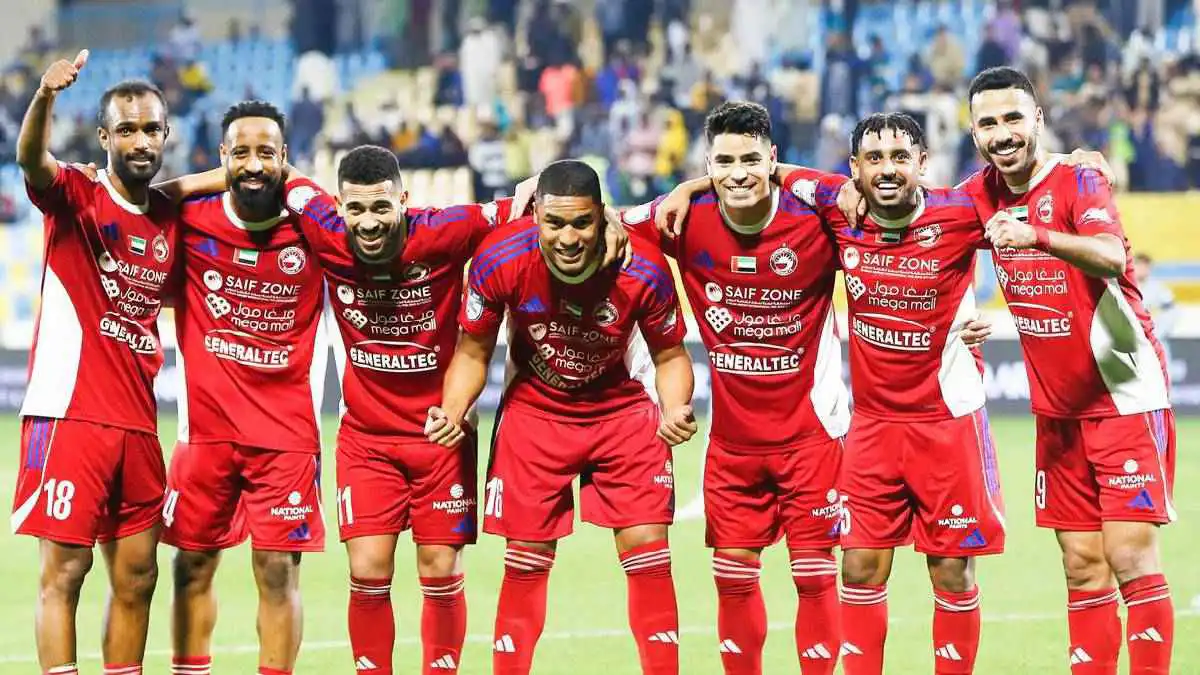 على طريقة روبرتو كارلوس.. هدف من تسديدة خرافية في الدوري الإماراتي (فيديو)