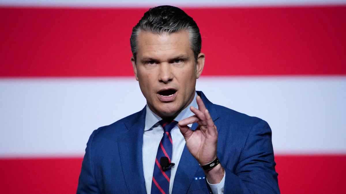 للمرة الأولى منذ 8 سنوات.. وزير الدفاع الأمريكي يزور الحدود بين الكوريتين