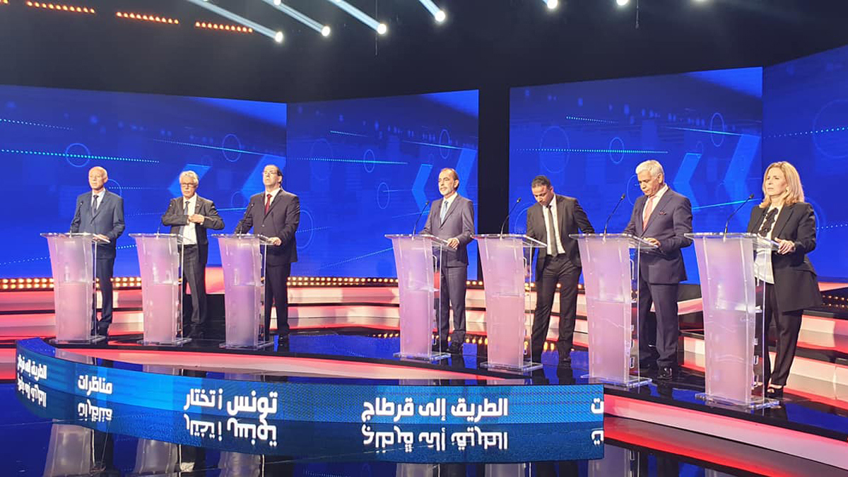 تونس.. احتجاجات واتهامات للشاهد بالفساد في الجولة الختامية للمناظرات التلفزيونية