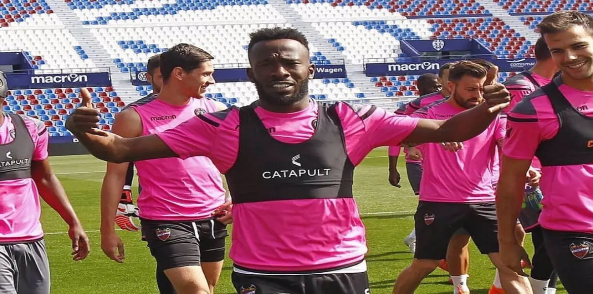 كيف يقيّم فهد المولد تجربته الاحترافية مع ليفانتي الإسباني؟.. اللاعب يجيب (فيديو)