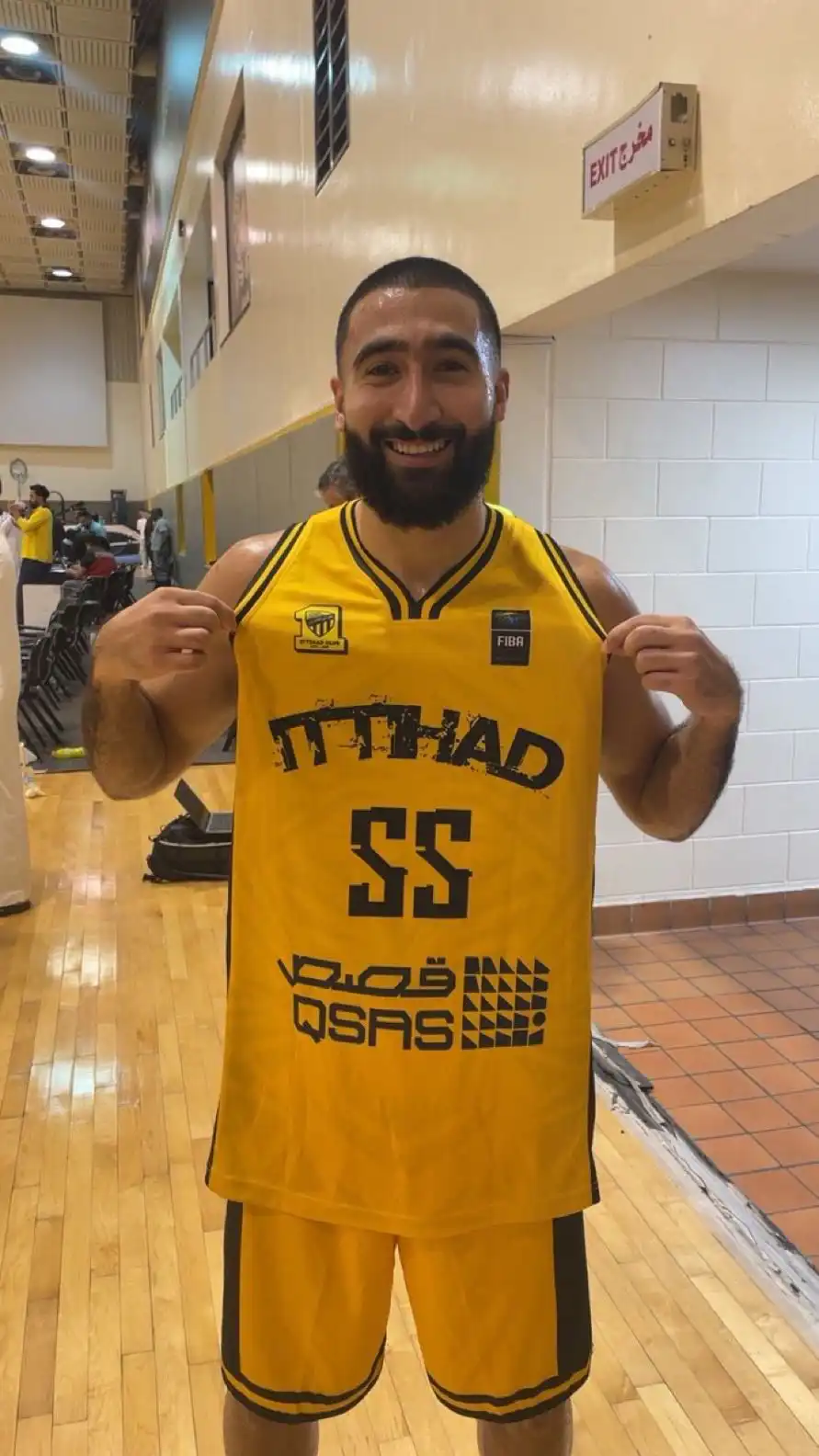 عبد الملك عاشور لاعب سلة الاتحاد السعودي